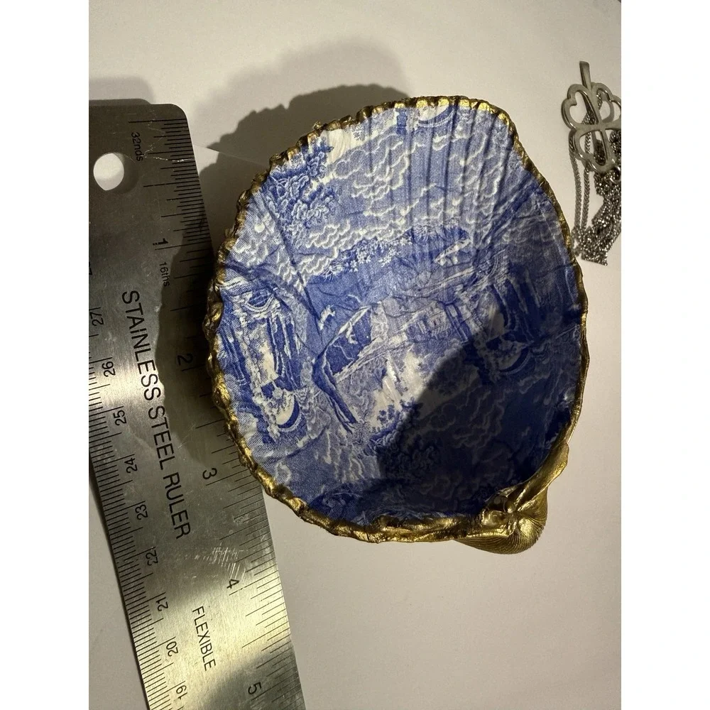 Handmade Trinket Dish On An Atlantic Cockle Sea Shell Decoupaged European Scene‎